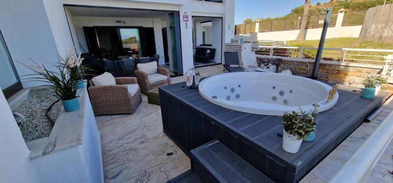 Casares Del Mar Luxury Apartment Málaga Extérieur photo